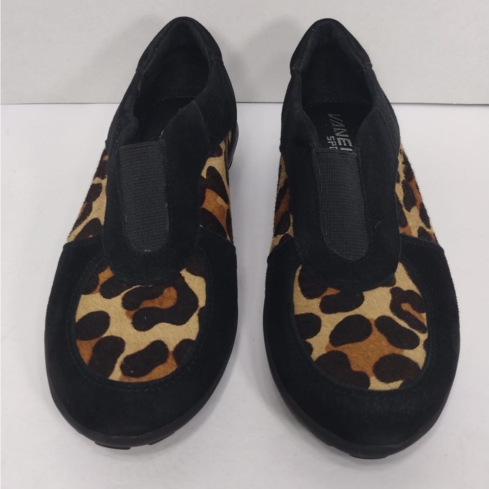 Vaneli Black and Brown Sneakers Comfort size 4 pre owned Exellent condition